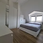 Elegante Porta Susa 아파트
