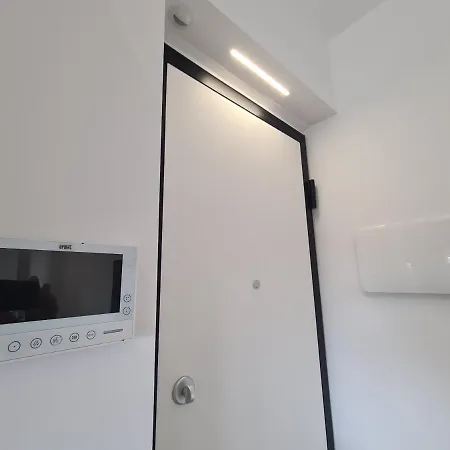 Elegante Porta Susa Turin