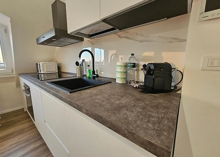 Elegante Porta Susa Apartmán